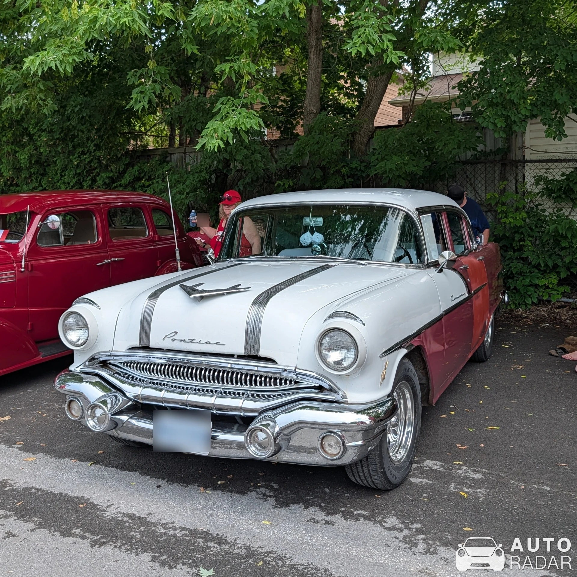 Pontiac Chieftain spotted in Stittsville