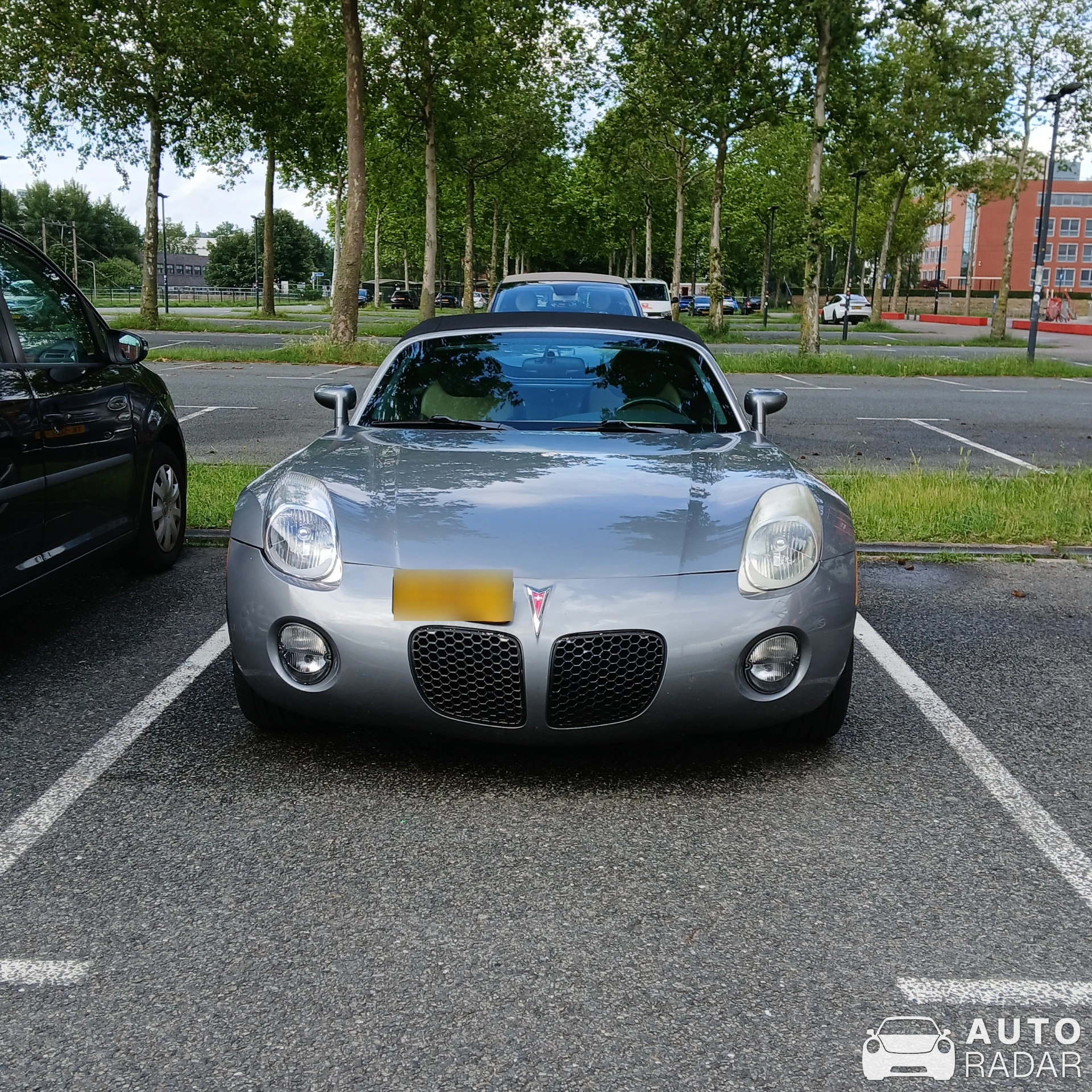 Pontiac Solstice spotted in Enschede