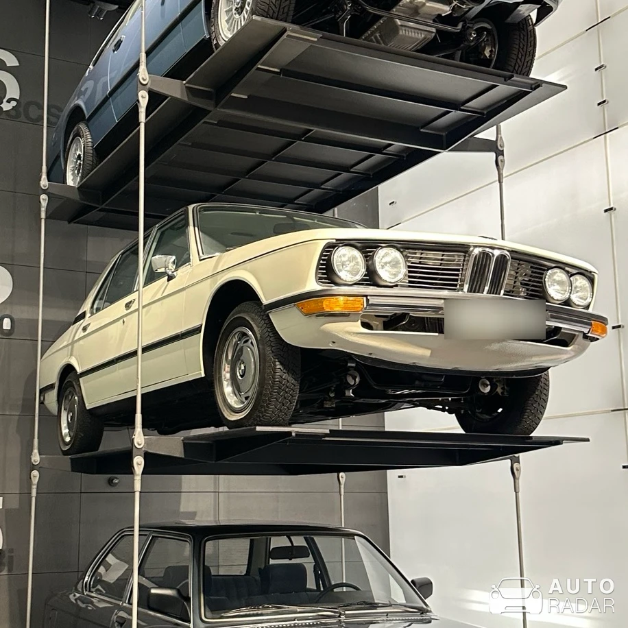 BMW 5 Series E12 spotted in München