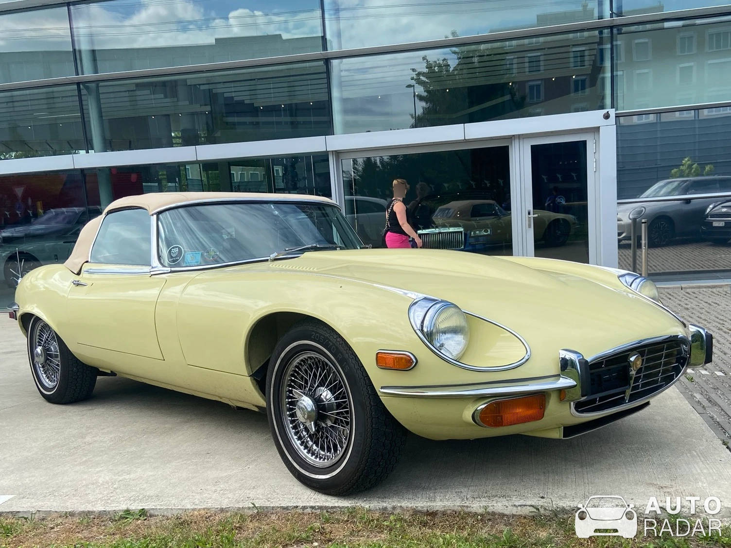 Jaguar E-Type Series 3 V-12 spotted in Glattpark (Opfikon)