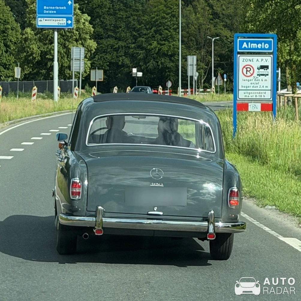 Mercedes-Benz 180 W120 spotted in Itterbeck