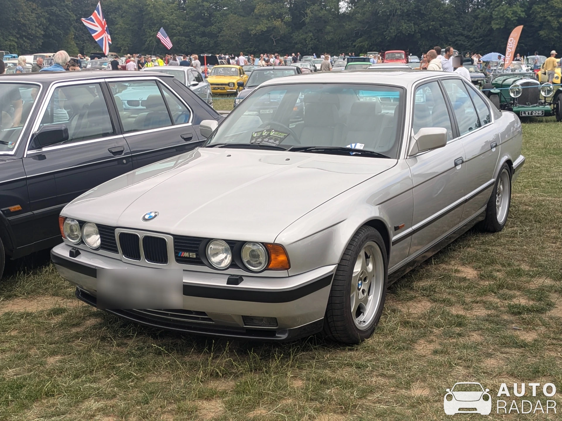 BMW M5 E34 spotted in Rickmansworth
