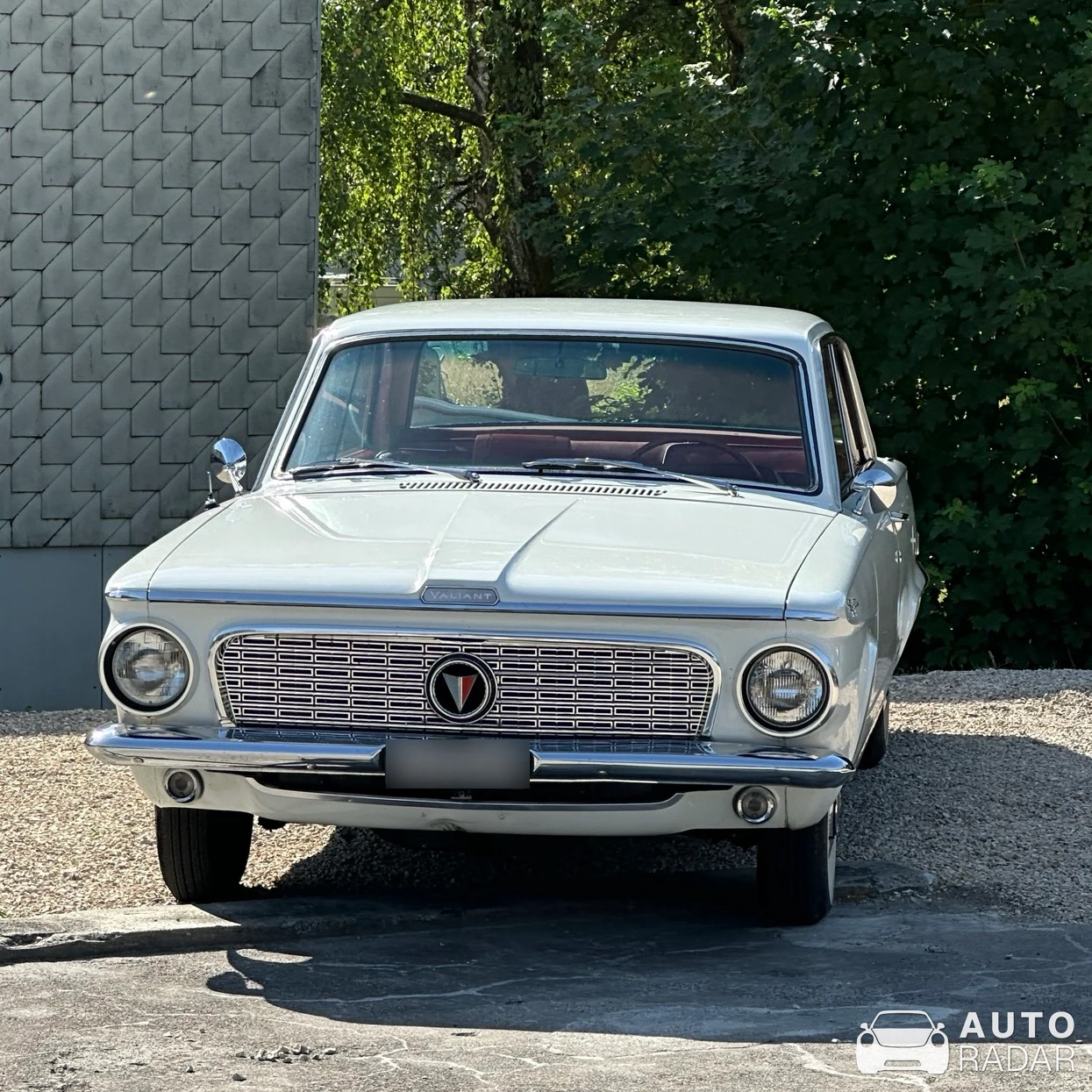 Chrysler Valiant spotted in Oberweningen