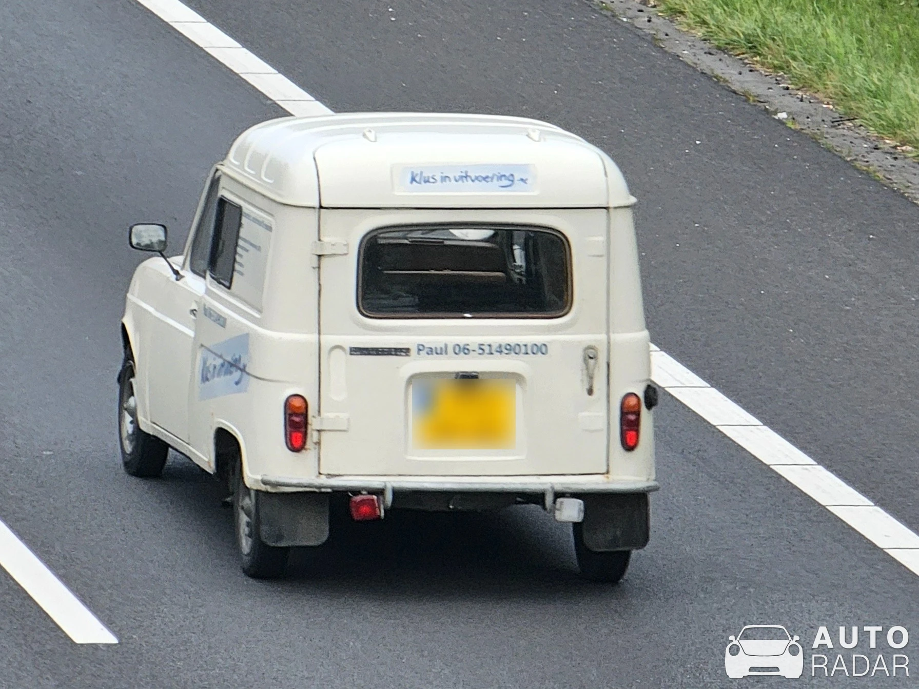 Citroën 2CV spotted in Heerlen