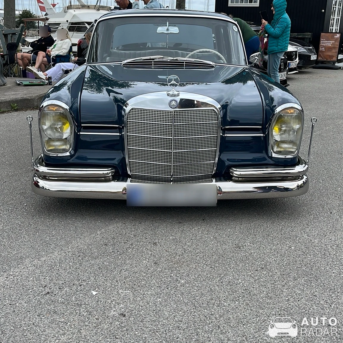Mercedes-Benz W111 spotted in Dragør