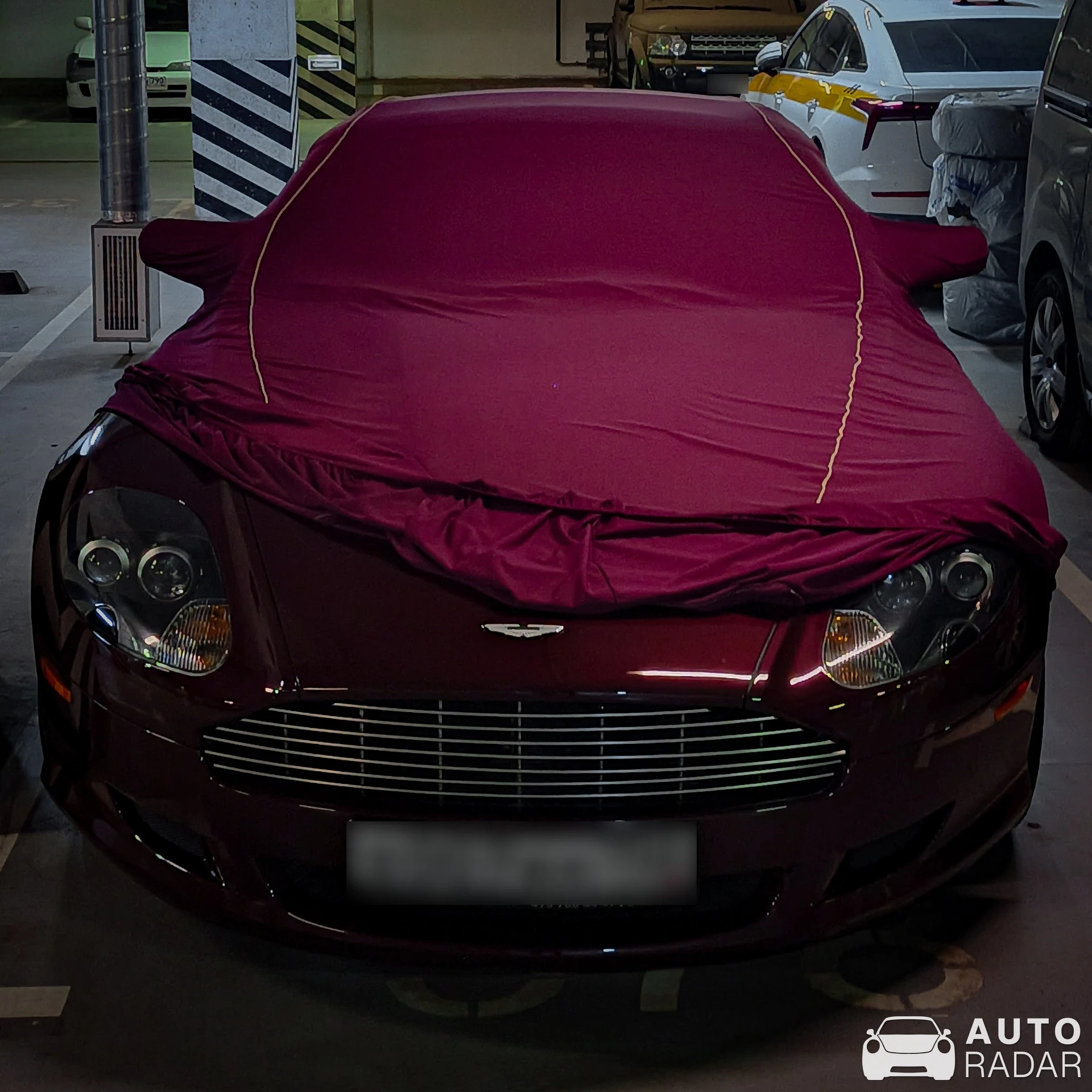 Aston Martin DB9 Volante spotted in Мытищи