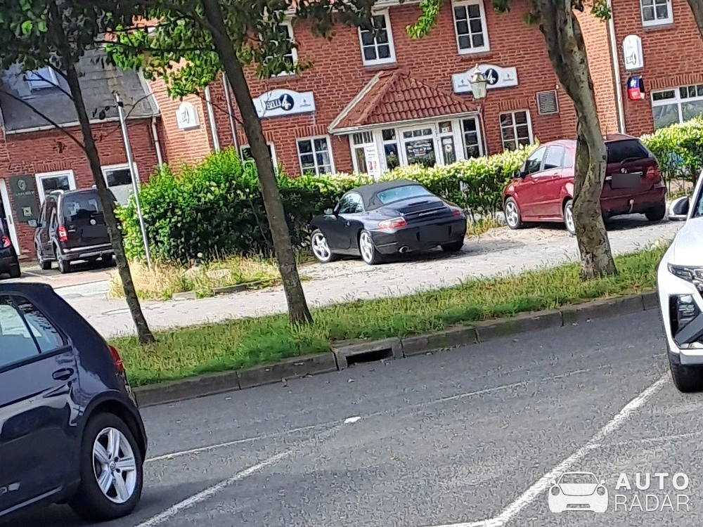 Porsche 996 Carrera Cabriolet spotted in Sylt