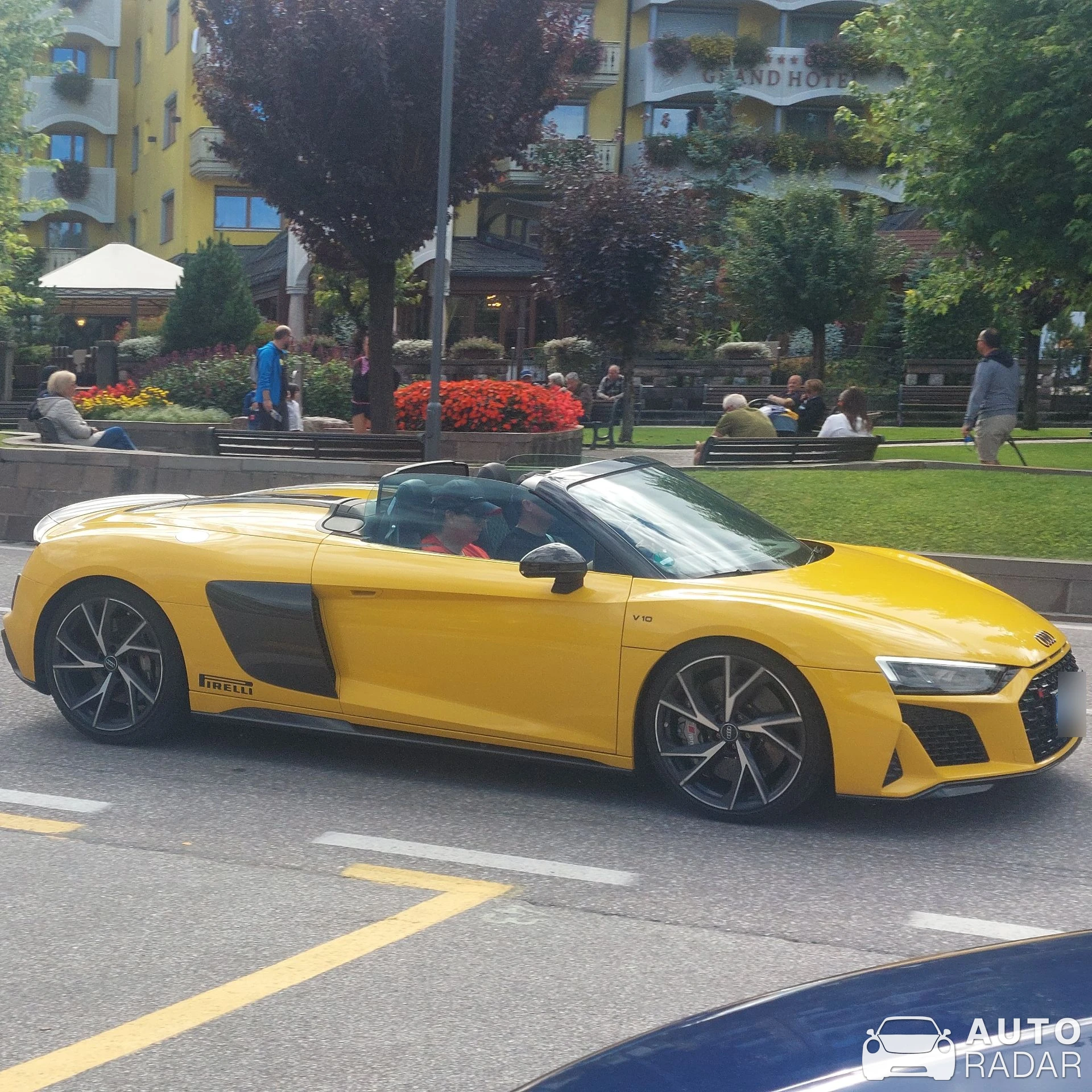 Audi R8 V10 Spyder 2019 spotted in Andalo