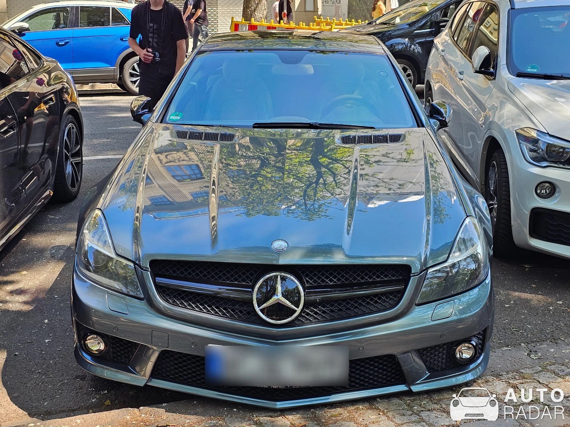 Mercedes-Benz SL-Klasse spotted in Düsseldorf