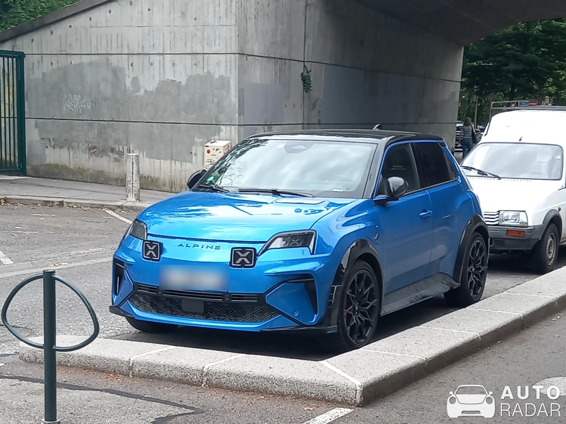 Alpine A290 GTS spotted in Annecy