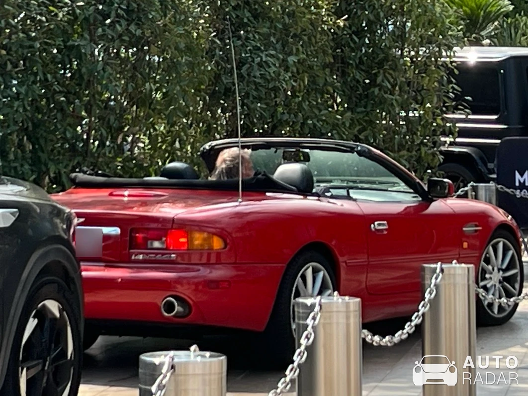 Aston Martin DB7 Volante spotted in Monaco