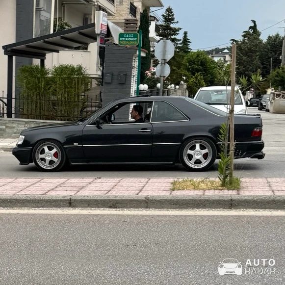 Mercedes-Benz E 36 AMG Coupé C124 spotted in Oraiokastro, Greece