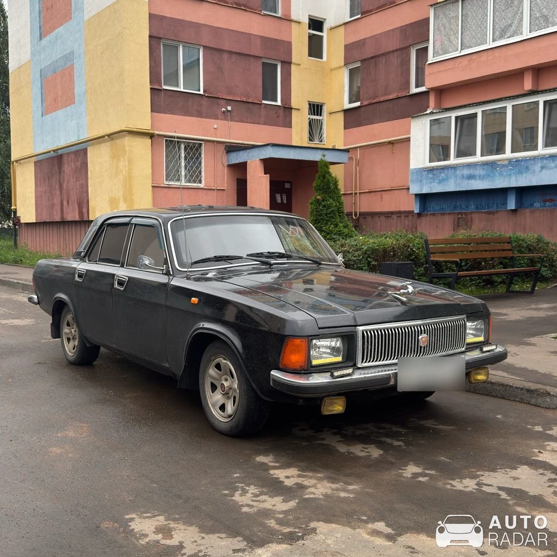 GAZ 3102 Volga spotted in Набережные Челны