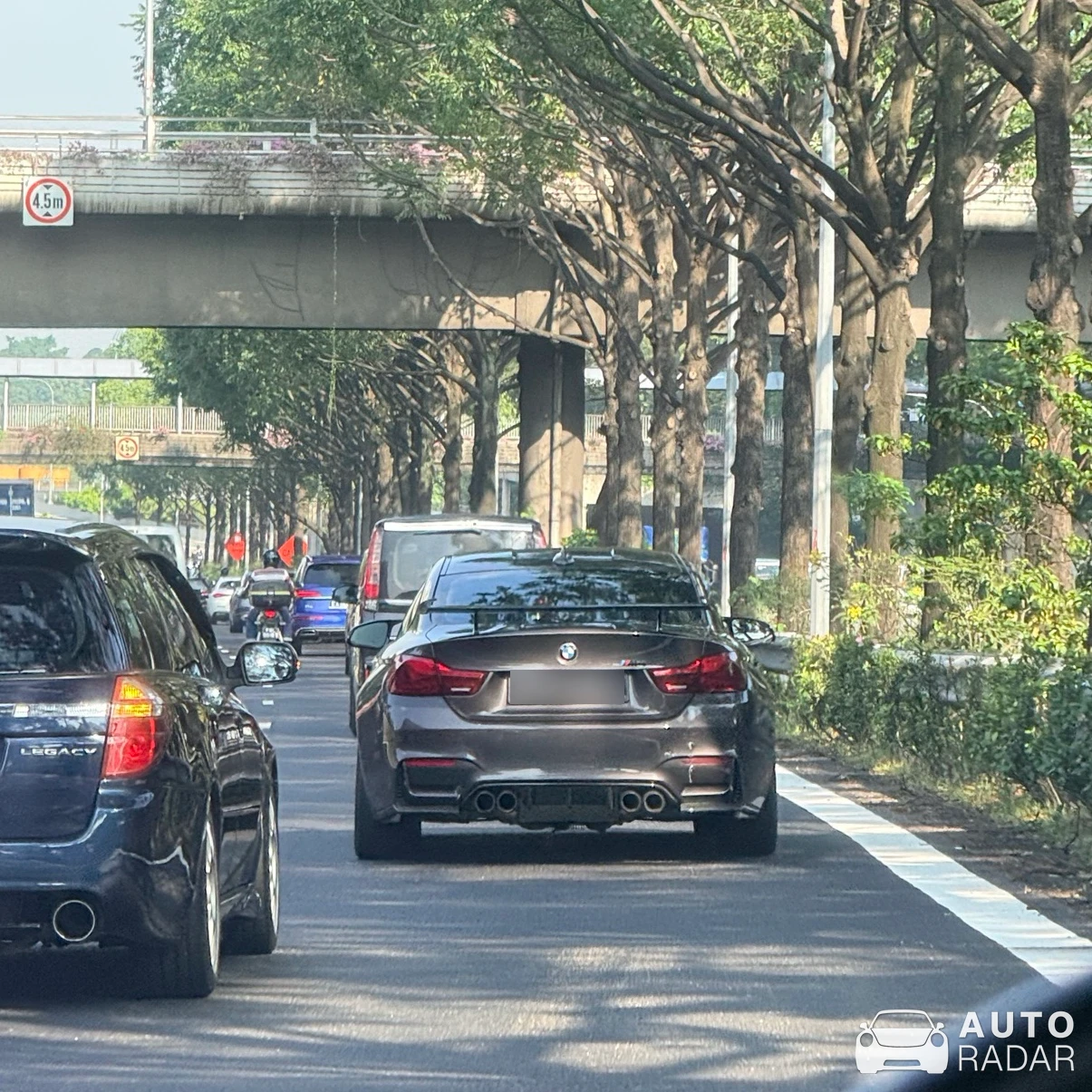 BMW M4 F82 Coupé Performance Edition spotted in Singapore
