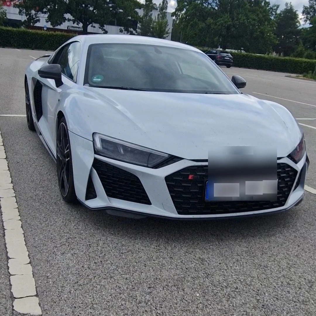 Audi R8 spotted in Schwabach, Deutschland