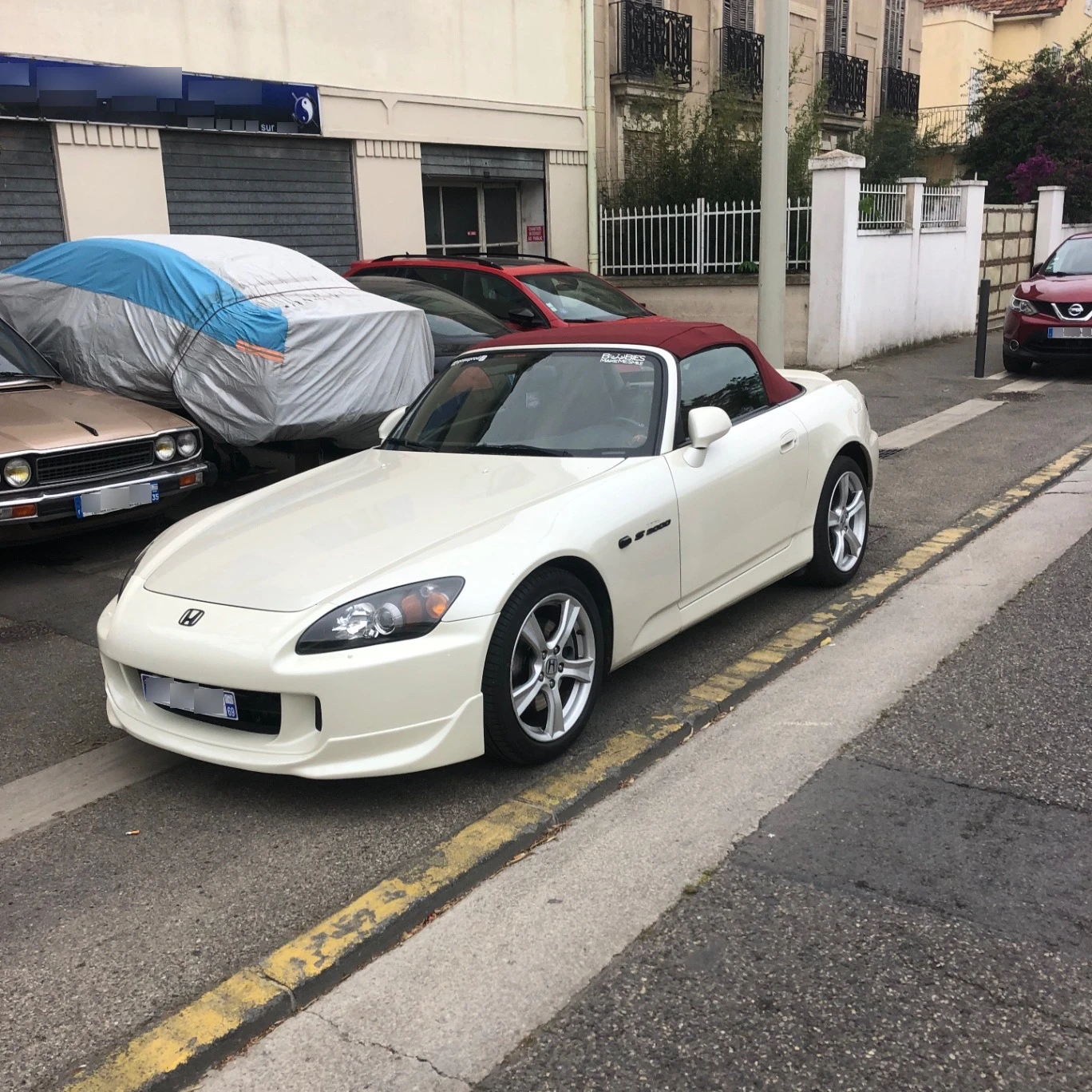 Honda S2000 spotted in Marseille, France