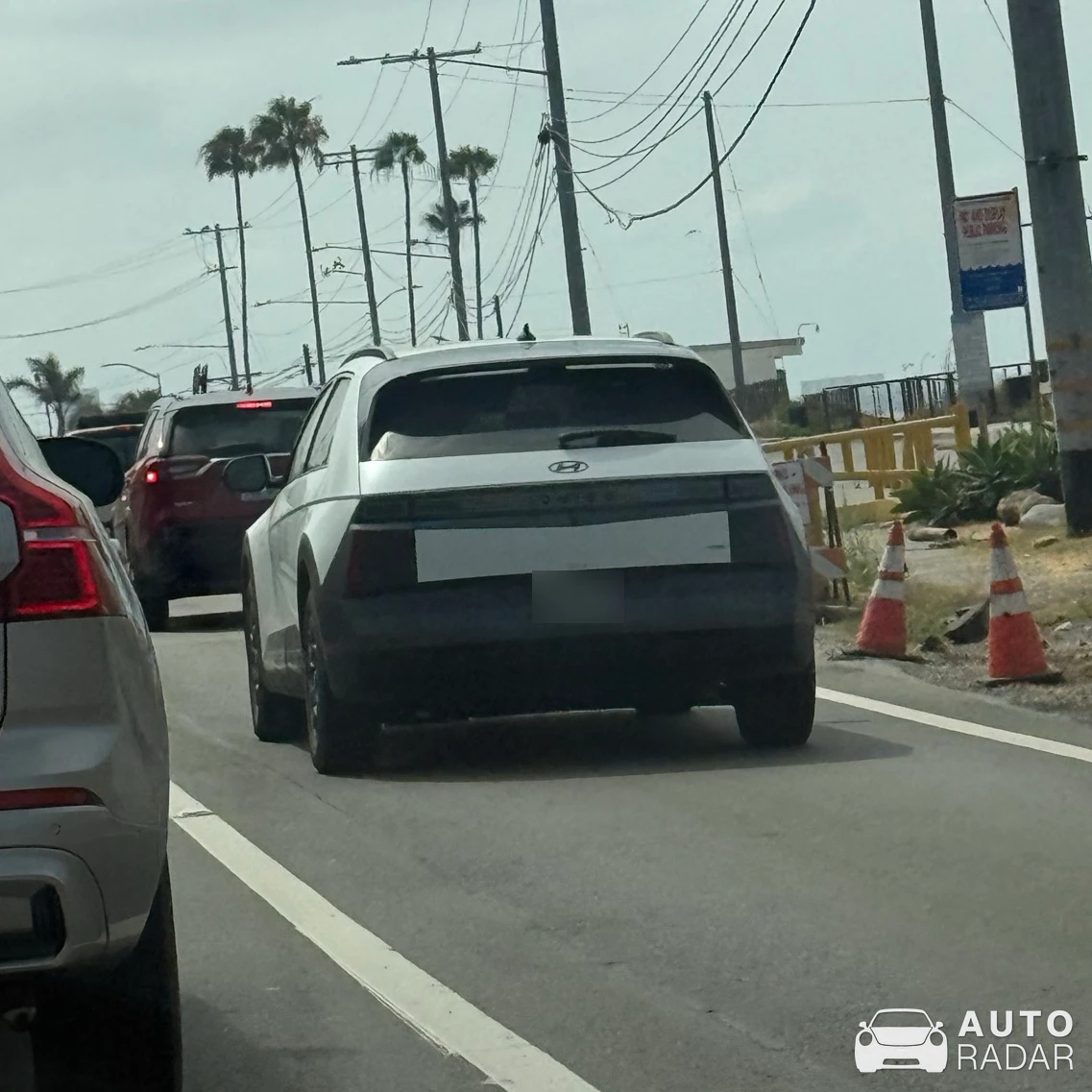 Hyundai Ioniq 5 spotted in Los Angeles