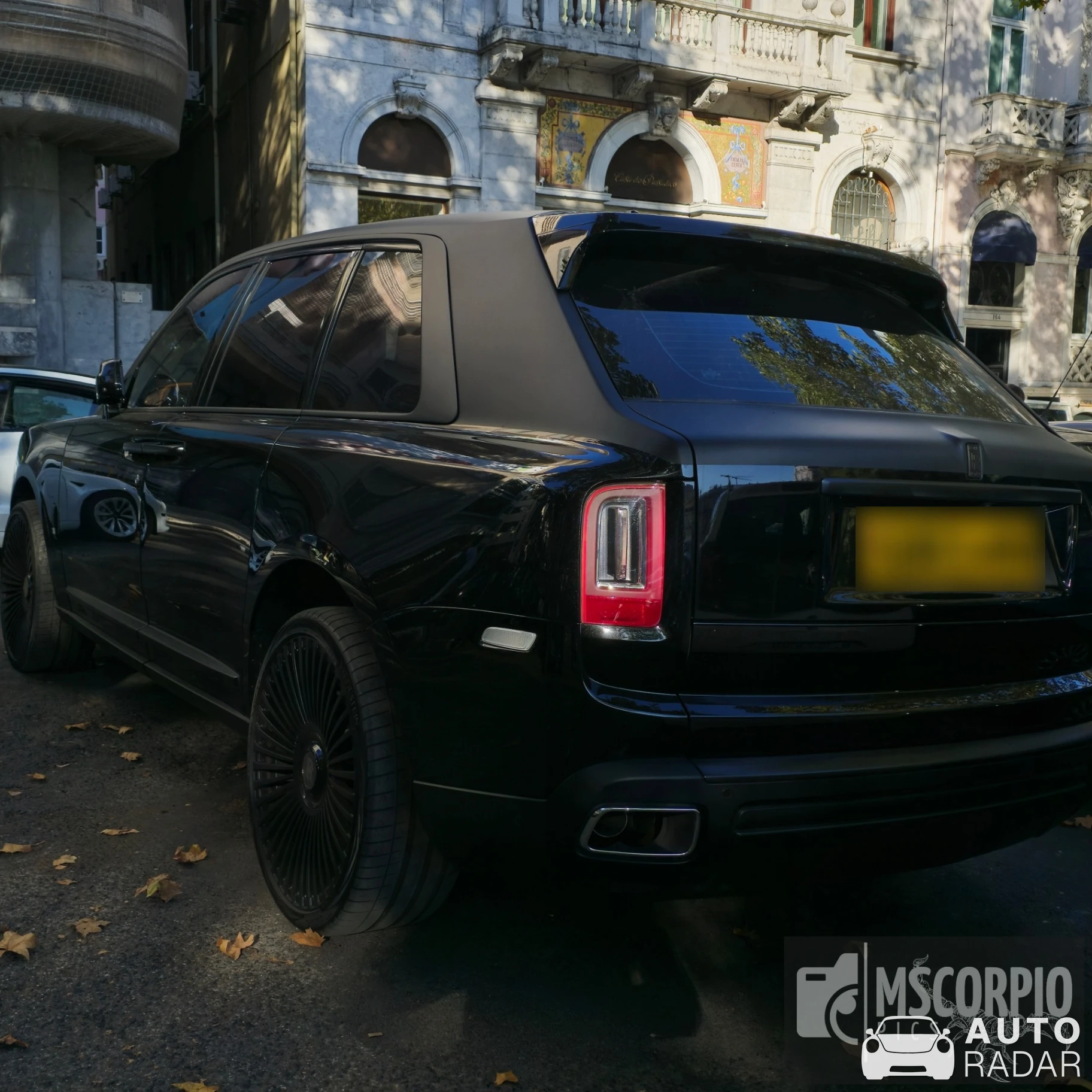 Rolls-Royce Cullinan Black Badge spotted in Lisboa, Portugal