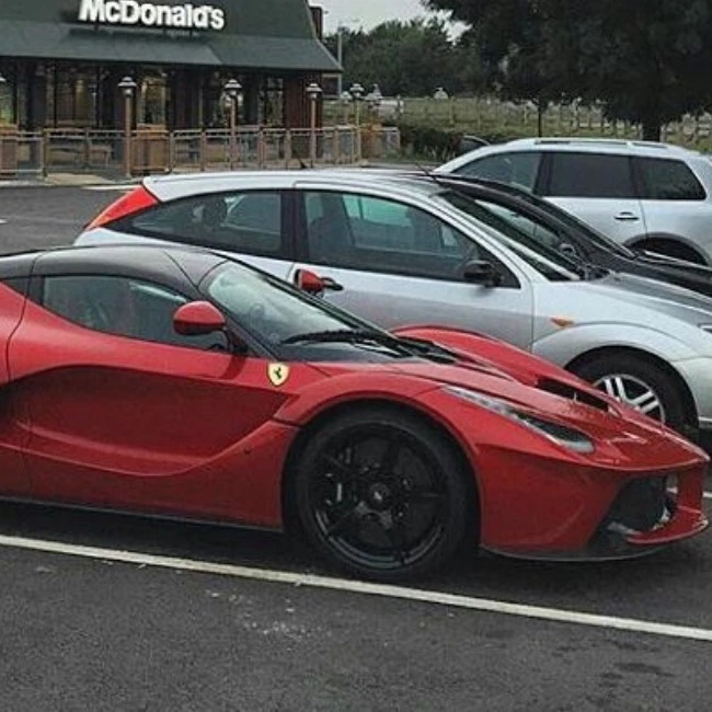 Ferrari LaFerrari spotted in Gniezno, Polska