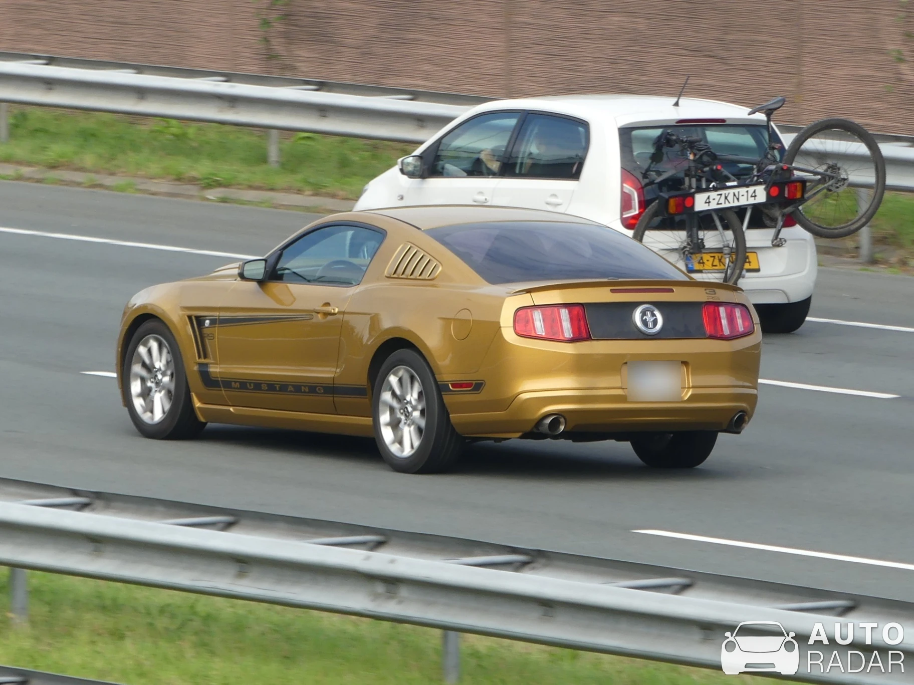 Ford Mustang Fastback Coupé spotted in Bunnik, Netherlands