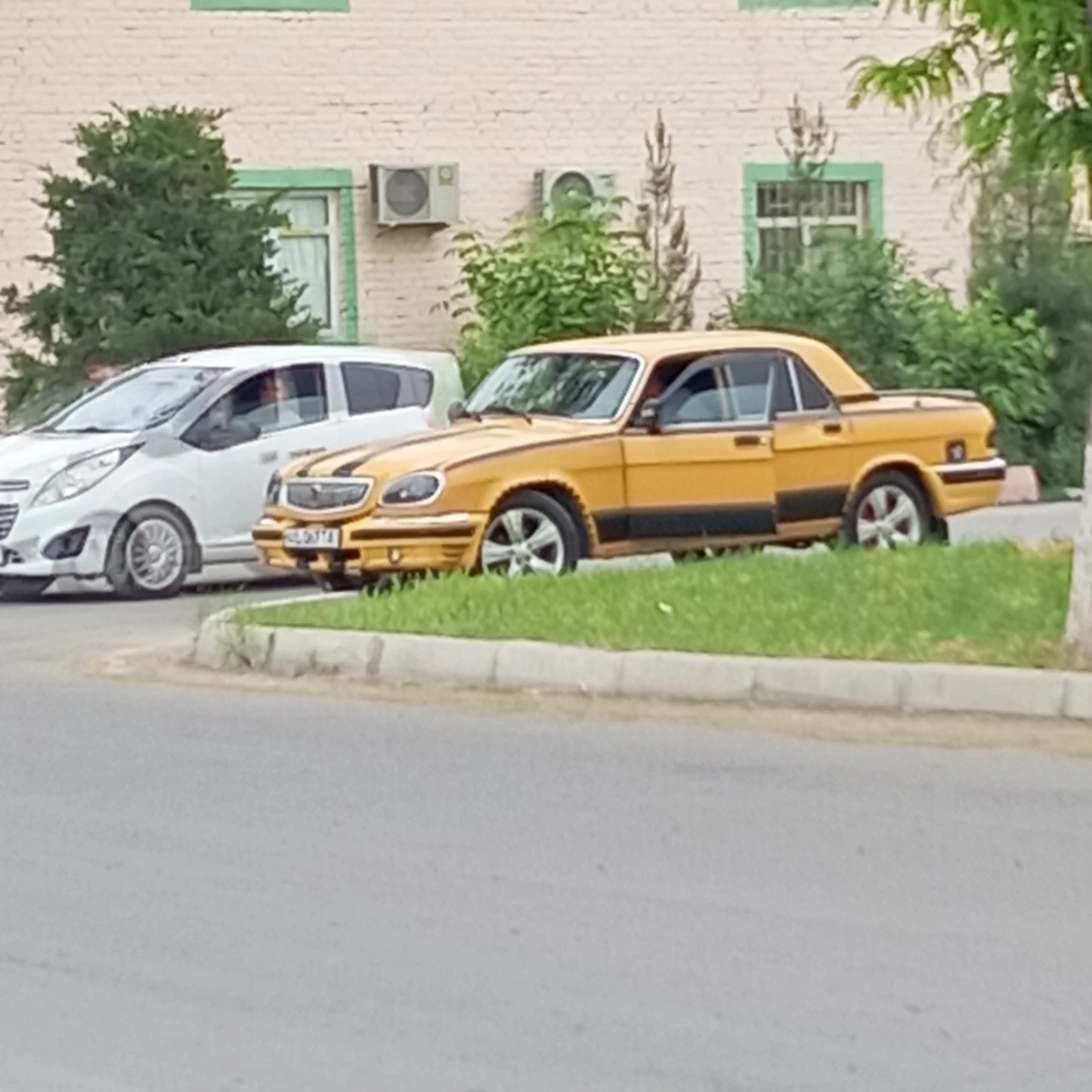 GAZ 31105 Volga spotted