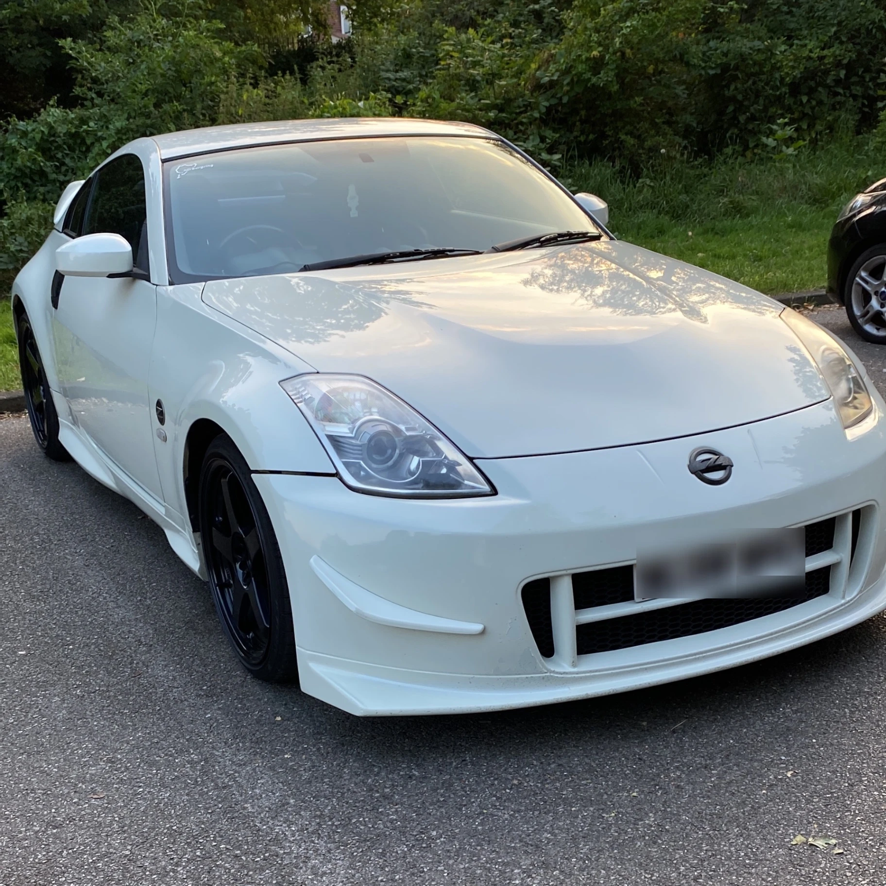 Nissan 350Z spotted in Greater London, United Kingdom