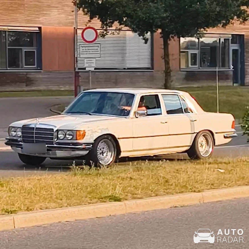 Mercedes-Benz 350 SE W116 spotted in Weingarten
