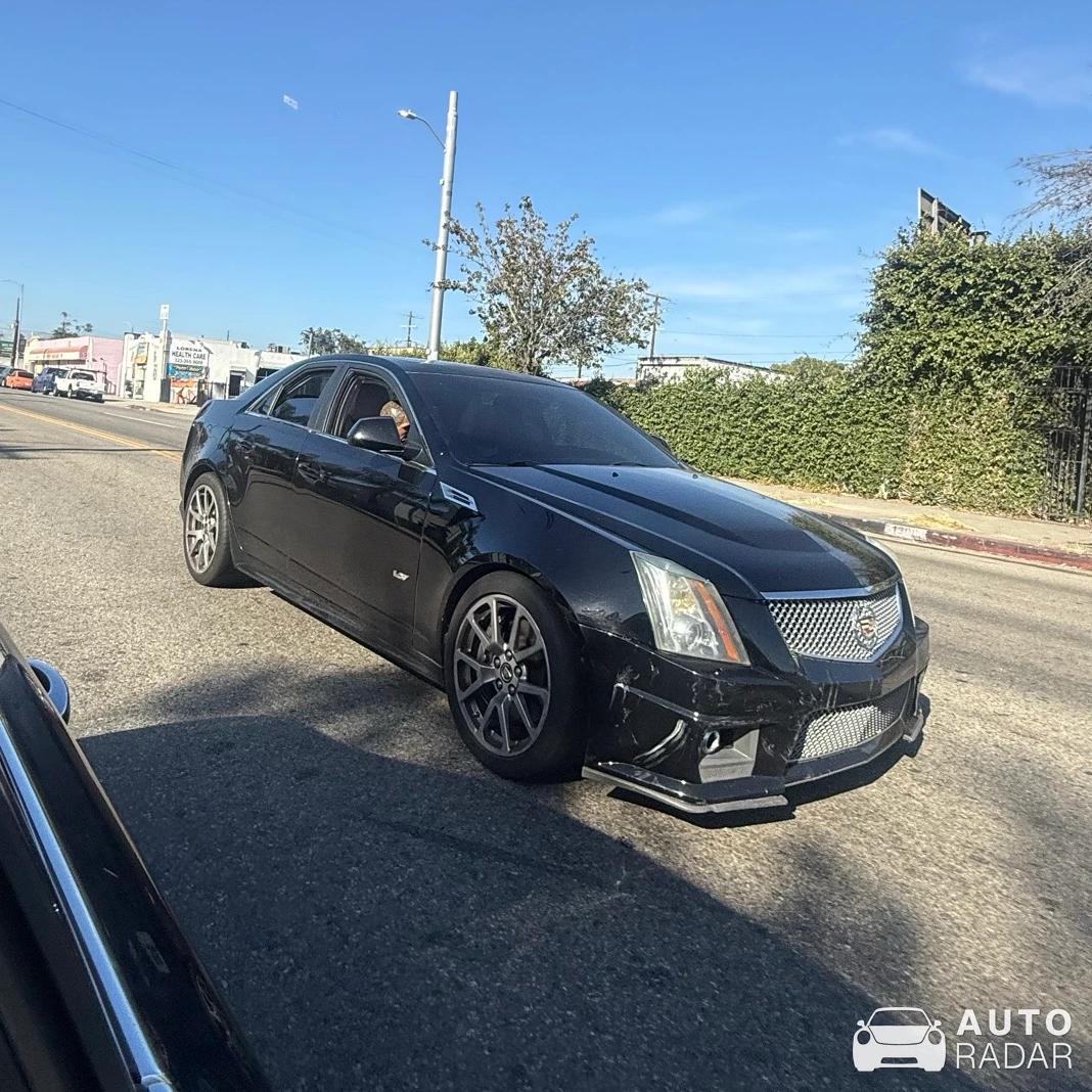 Cadillac CTS-V spotted in Los Angeles