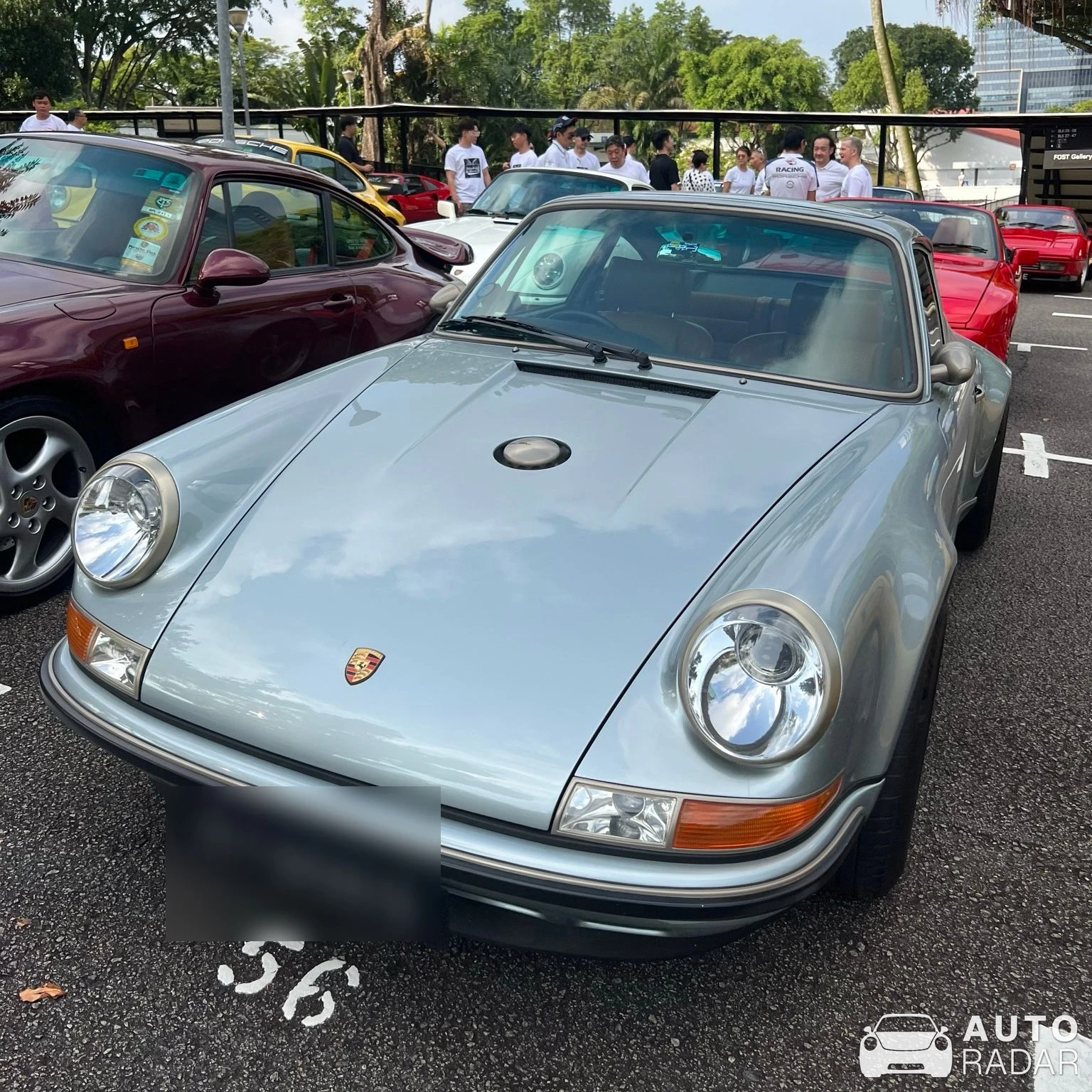 Singer 911 Classic Study spotted in Singapore