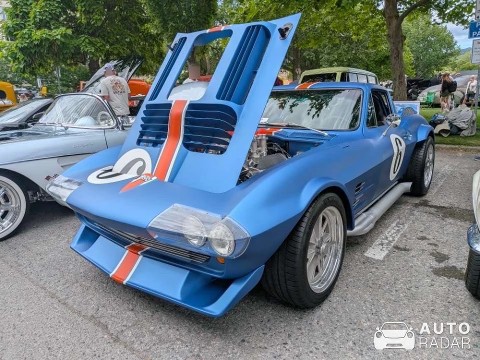 Chevrolet Corvette C2 Superformance Grand Sport Replica spotted in Penticton