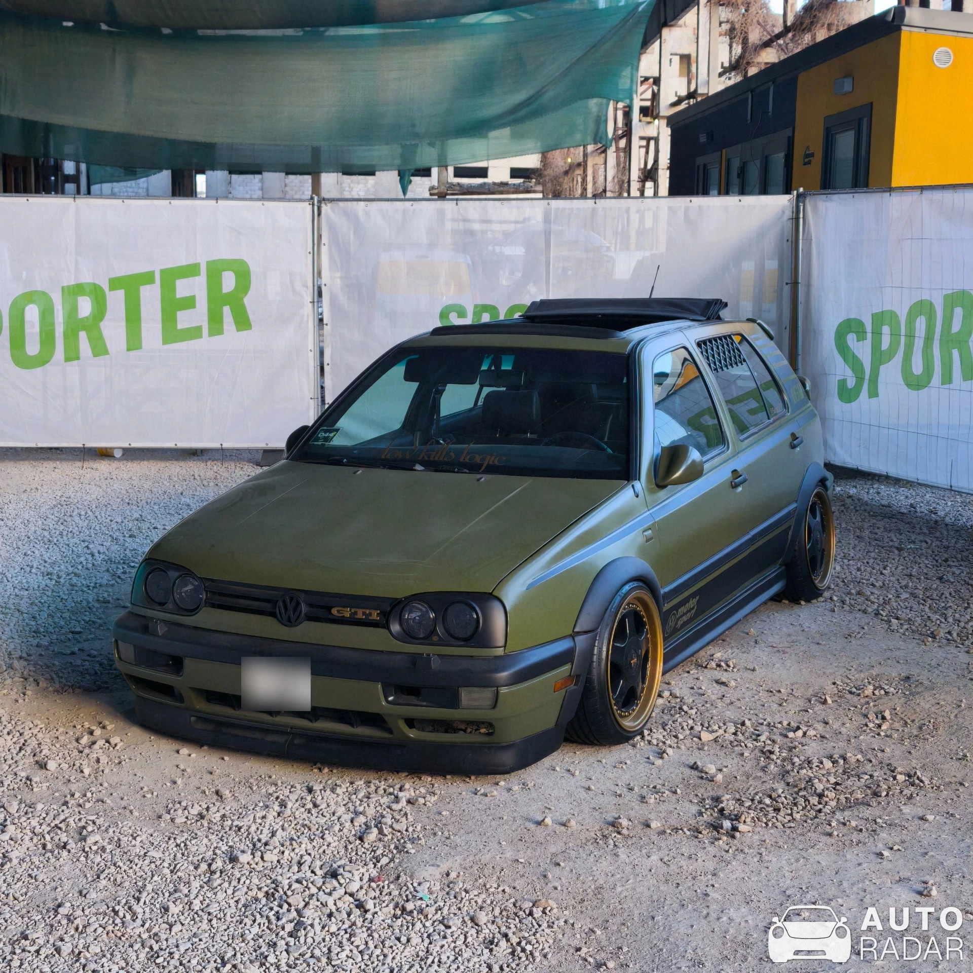Volkswagen Golf GTI Mk2 spotted in Stăuceni
