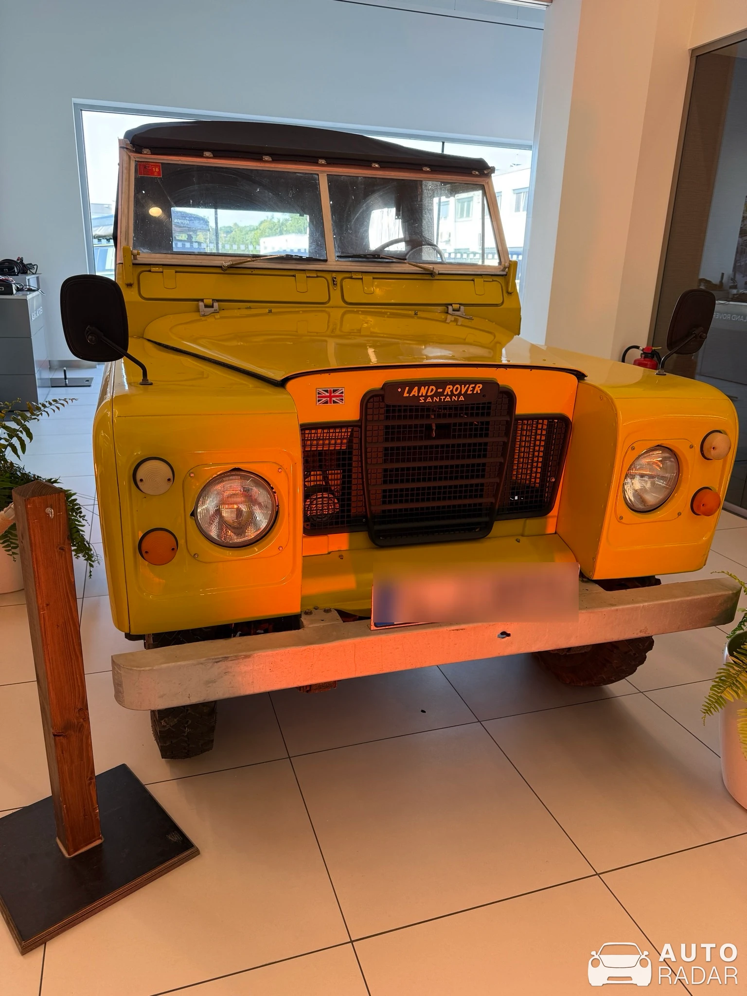 Land Rover Santana 88 Series 2 spotted in Chemnitz