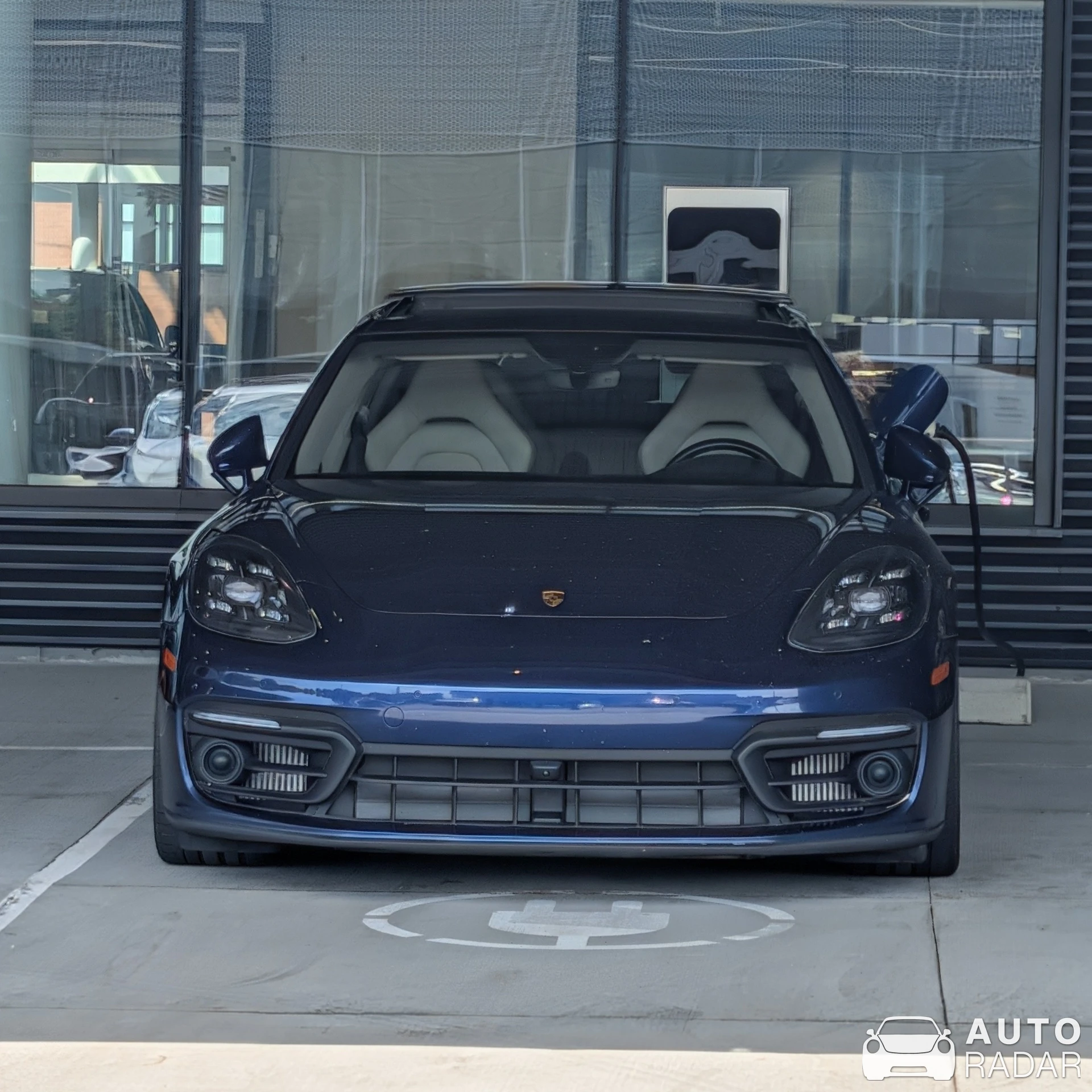 Porsche 971 Panamera 4S E-Hybrid spotted in Ottawa