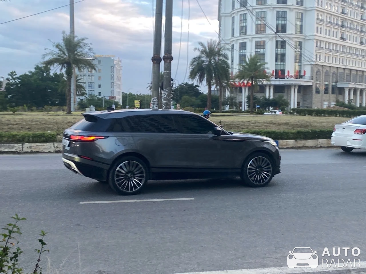 Land Rover Range Rover Velar spotted in Vĩnh Phúc
