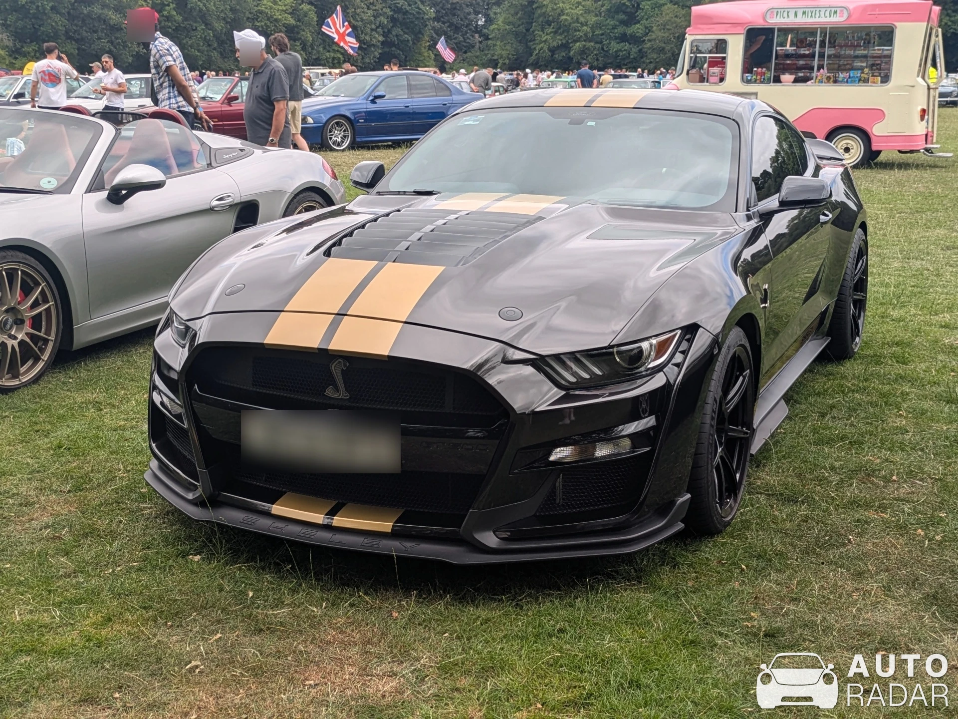 Ford Mustang Shelby GT500-H spotted in Rickmansworth