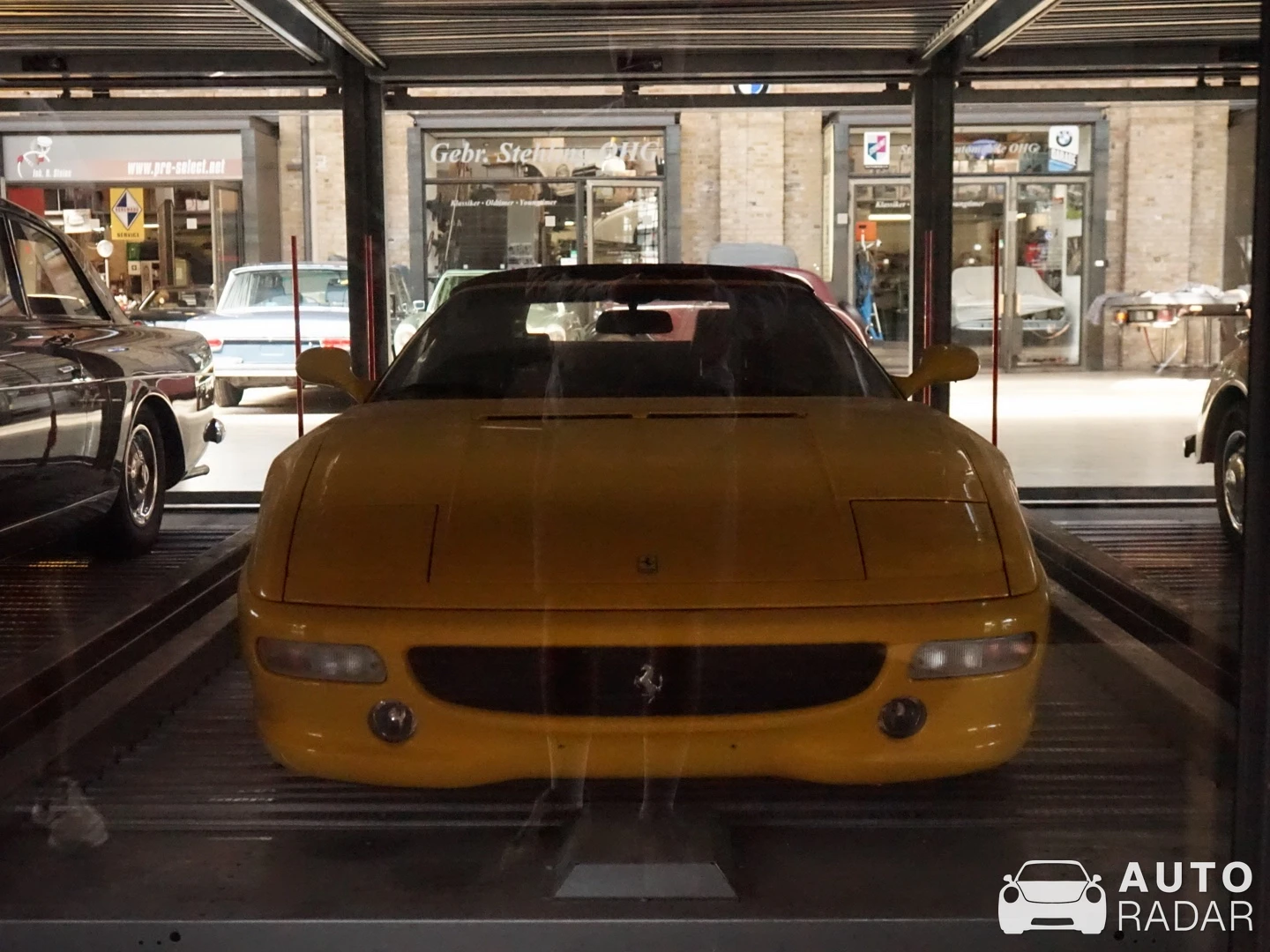 Ferrari F355 GTS spotted in Berliini