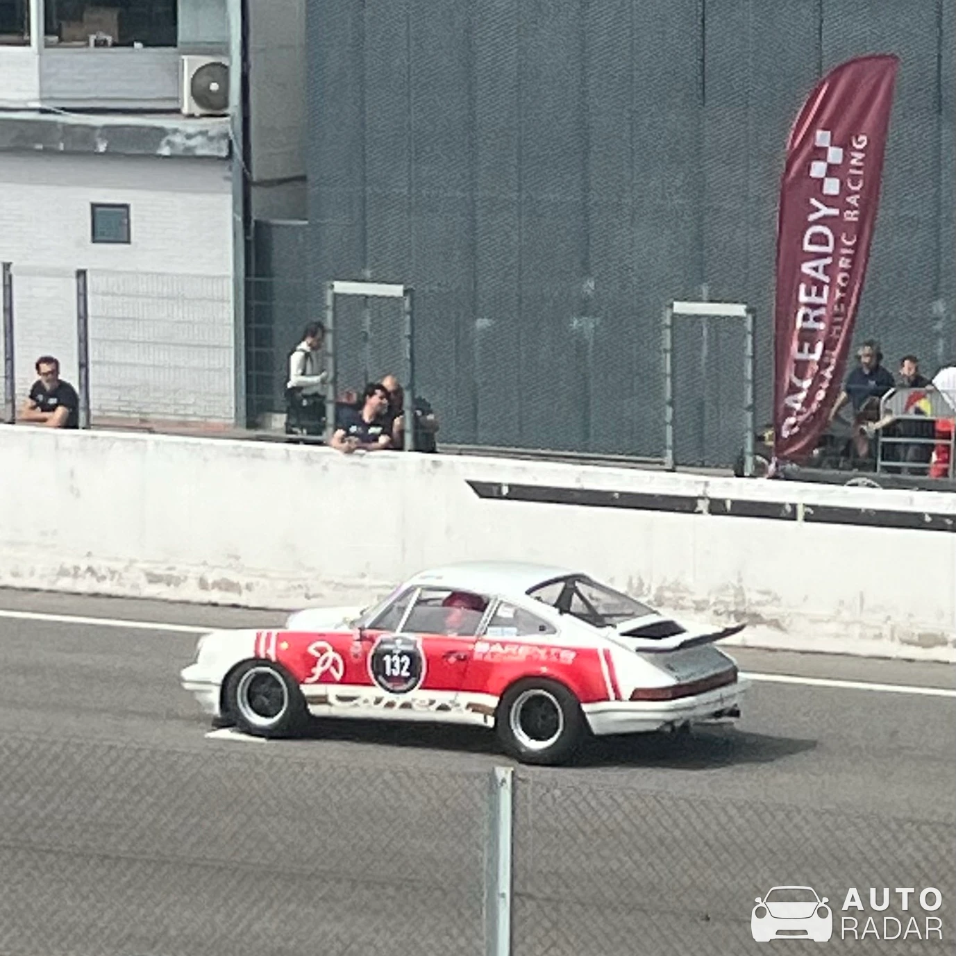 Porsche 911 Carrera 3.0 spotted in San Sebastián de los Reyes