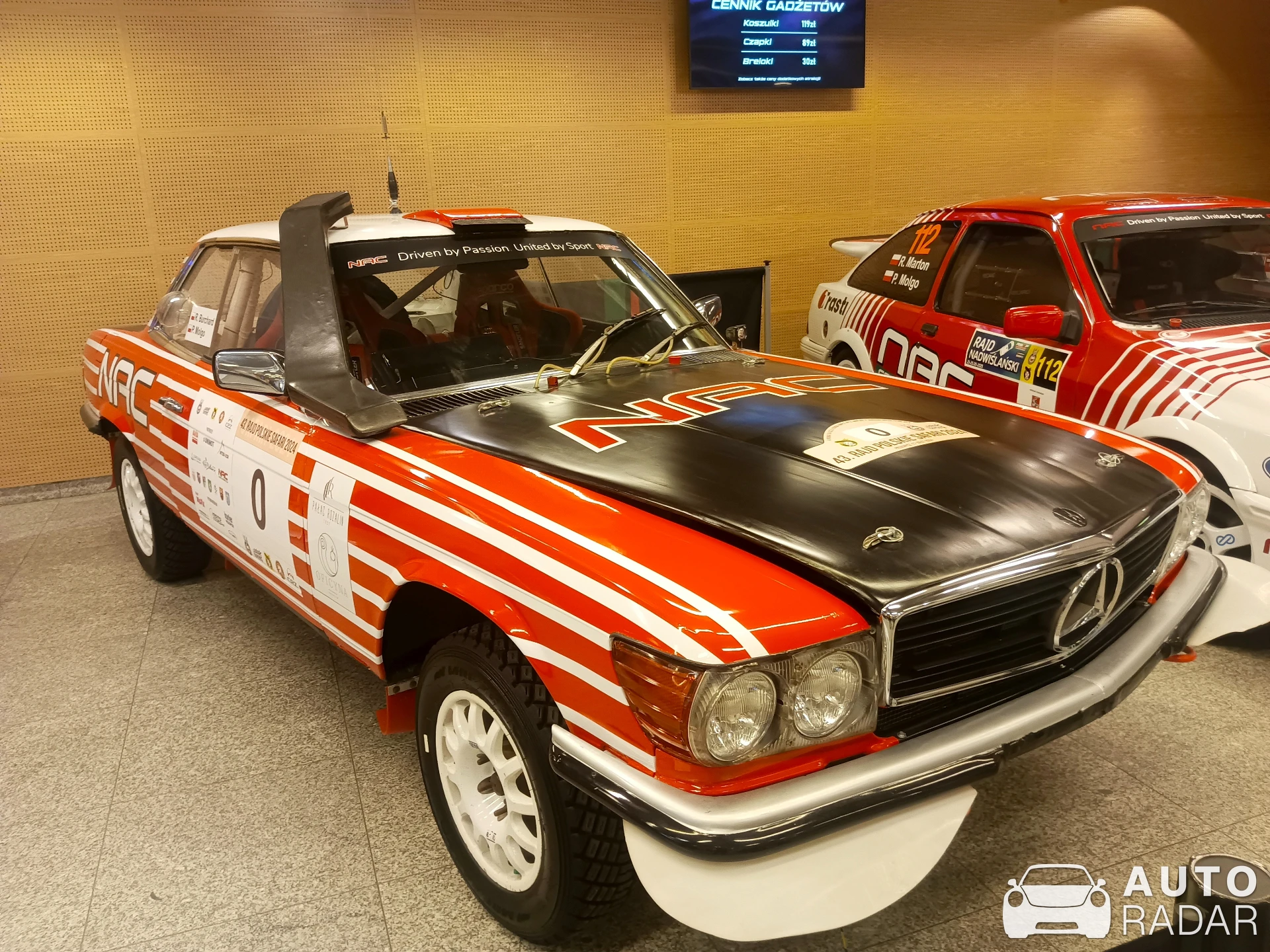 Mercedes-Benz 450 SLC spotted in Warsaw