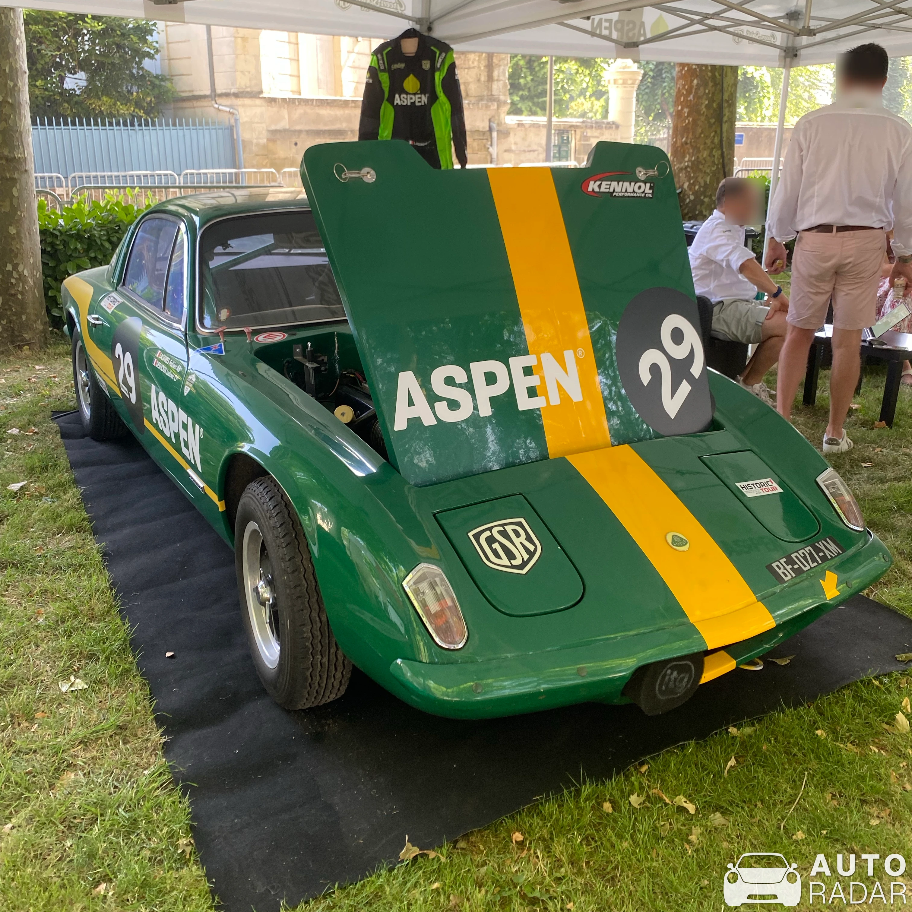 Lotus Elan spotted in Chinon