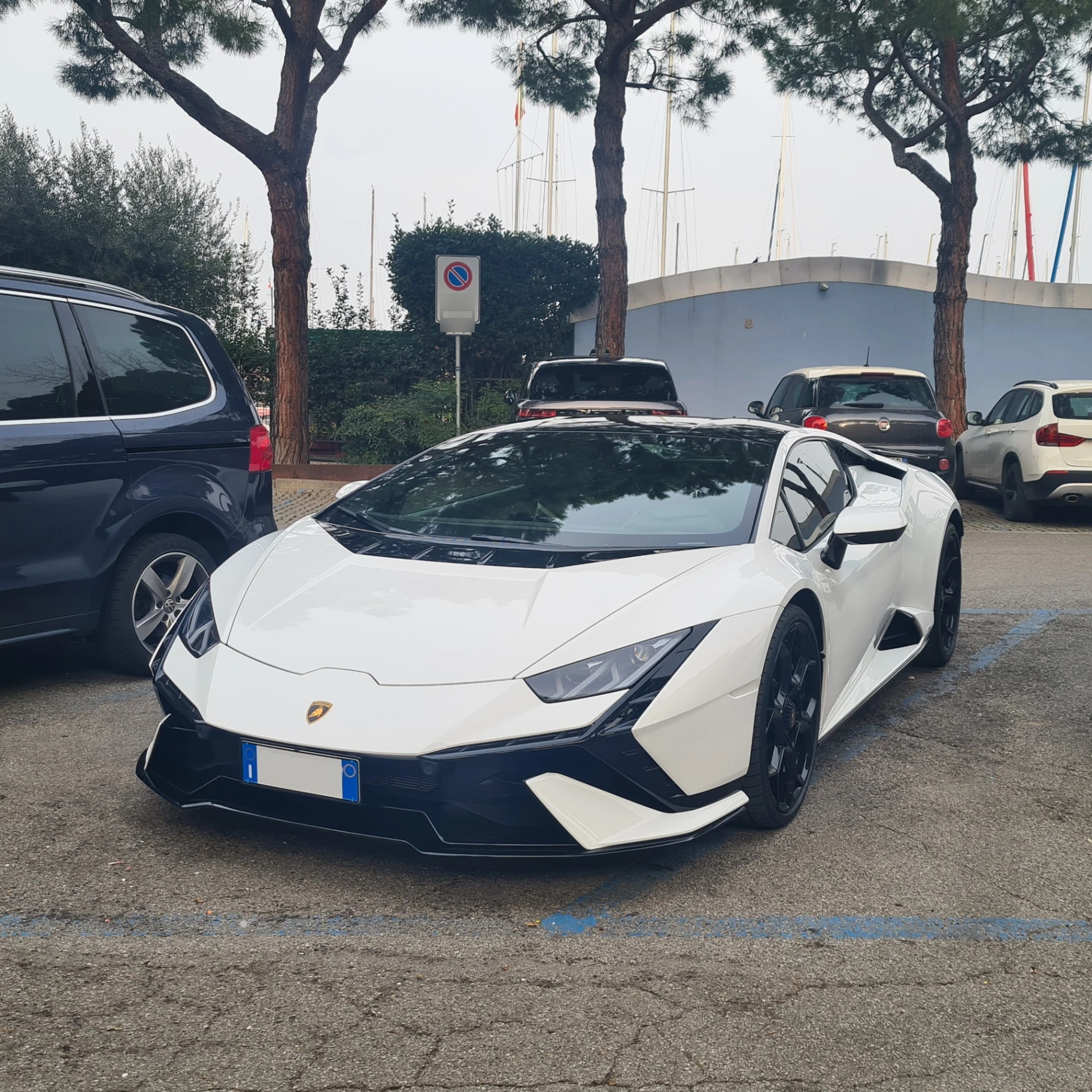 Lamborghini Huracán LP640-2 Tecnica spotted in Desenzano del Garda, Italy