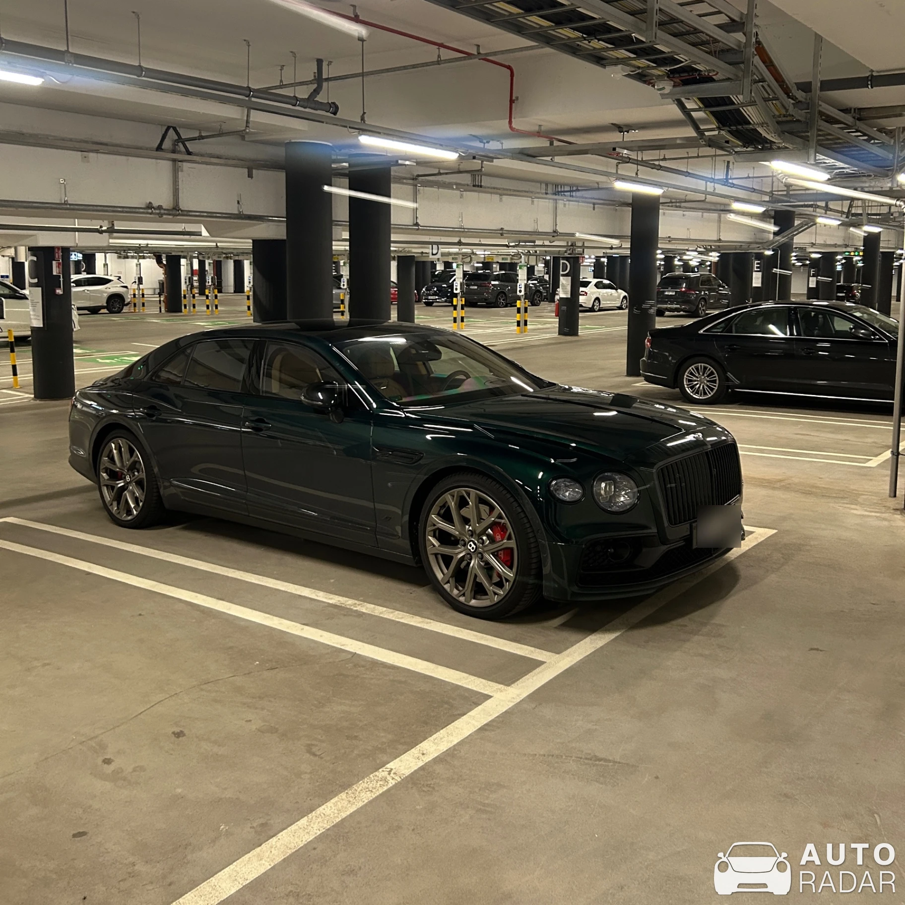 Bentley Flying Spur Hybrid S spotted in Vantaa, Finland