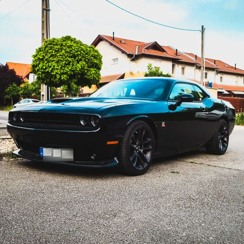 Dodge Challanger R/T 5.7 Hemi spotted in Budapest, Magyarország