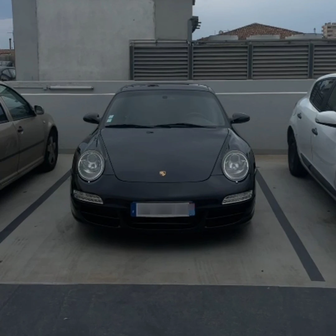 Porsche 997 Carrera S spotted in Sète, France