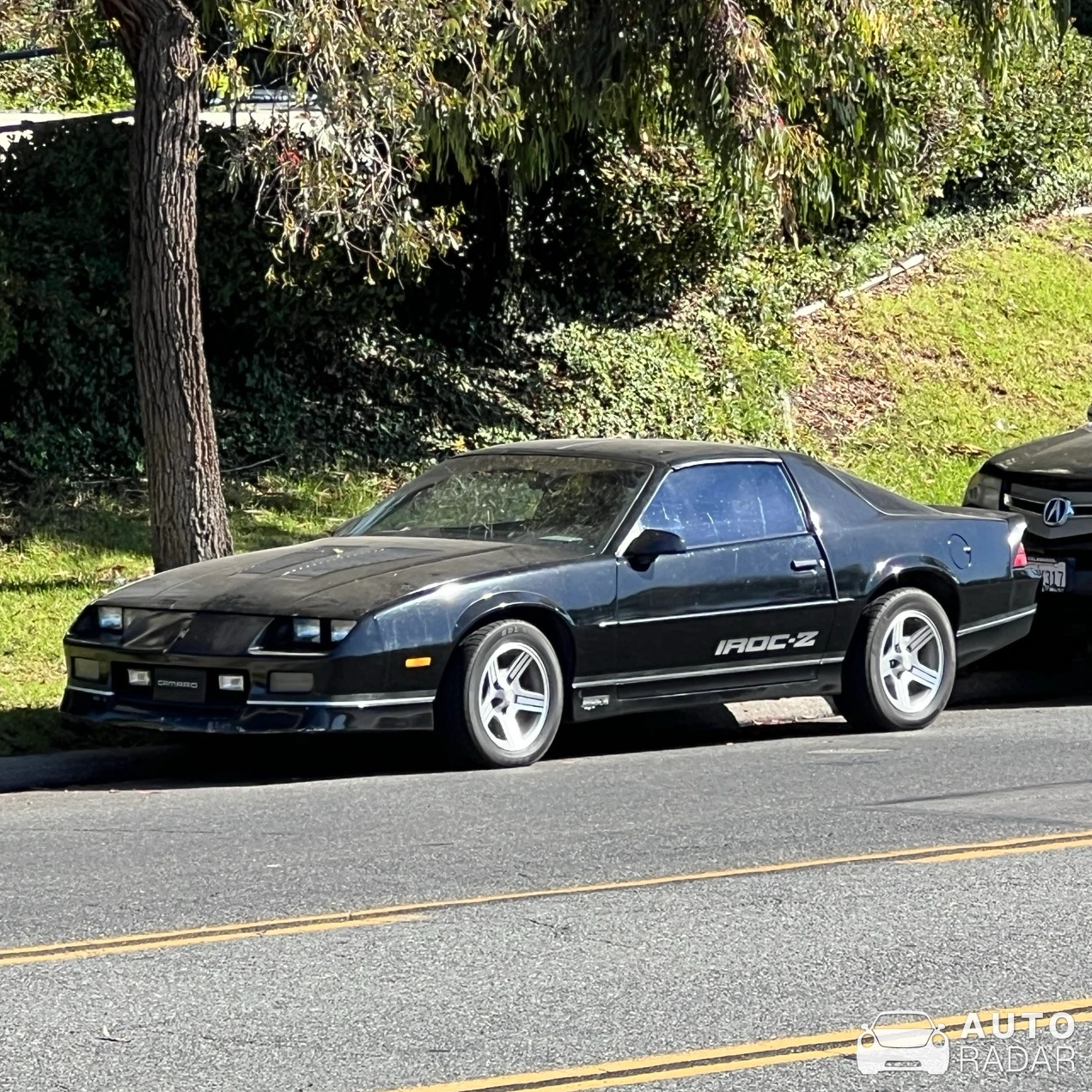 Chevrolet Camaro IROC-Z spotted in Thousand Oaks