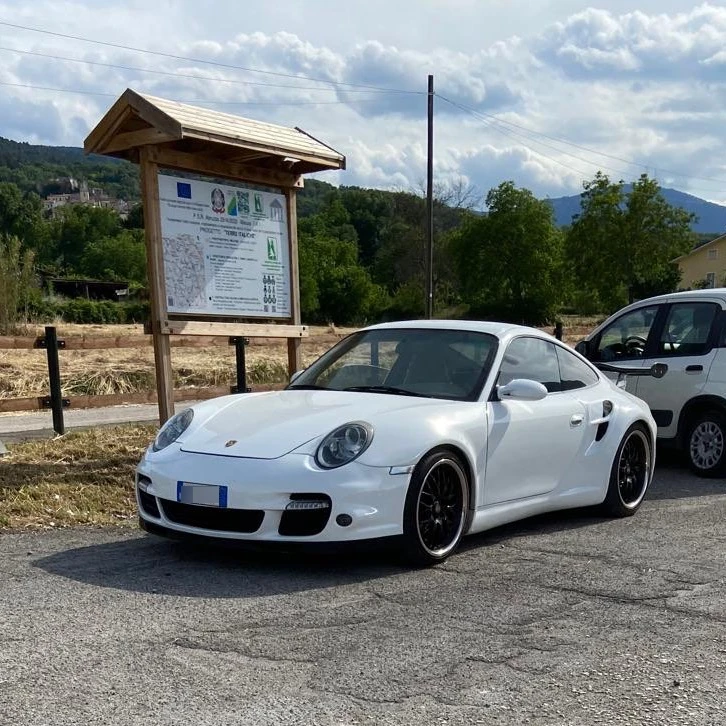 Porsche 911 (997) Turbo spotted in Bugnara, Italia