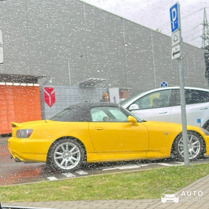 Honda S2000 spotted in Palanga