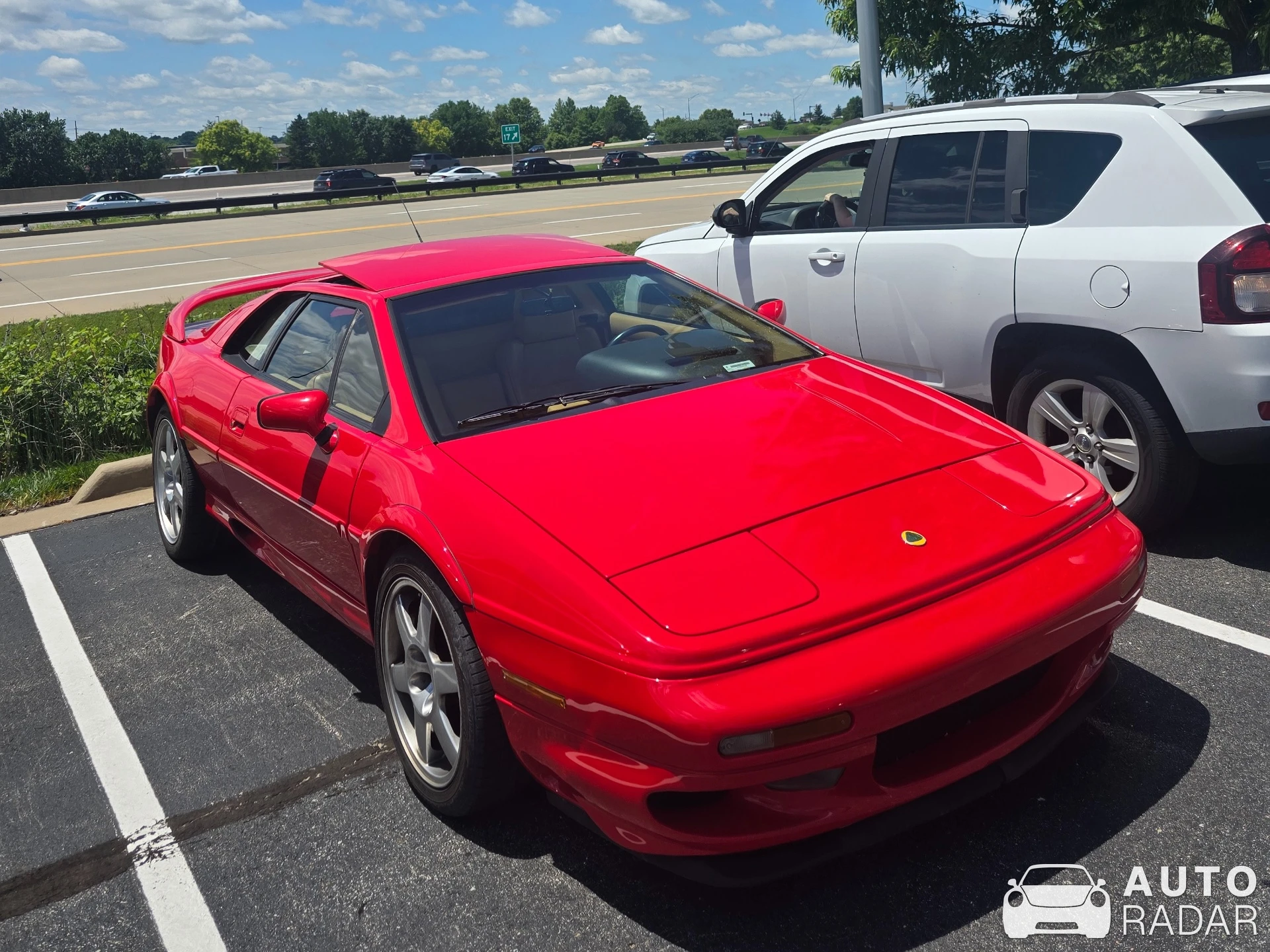 Lotus Esprit V8 spotted in Chesterfield