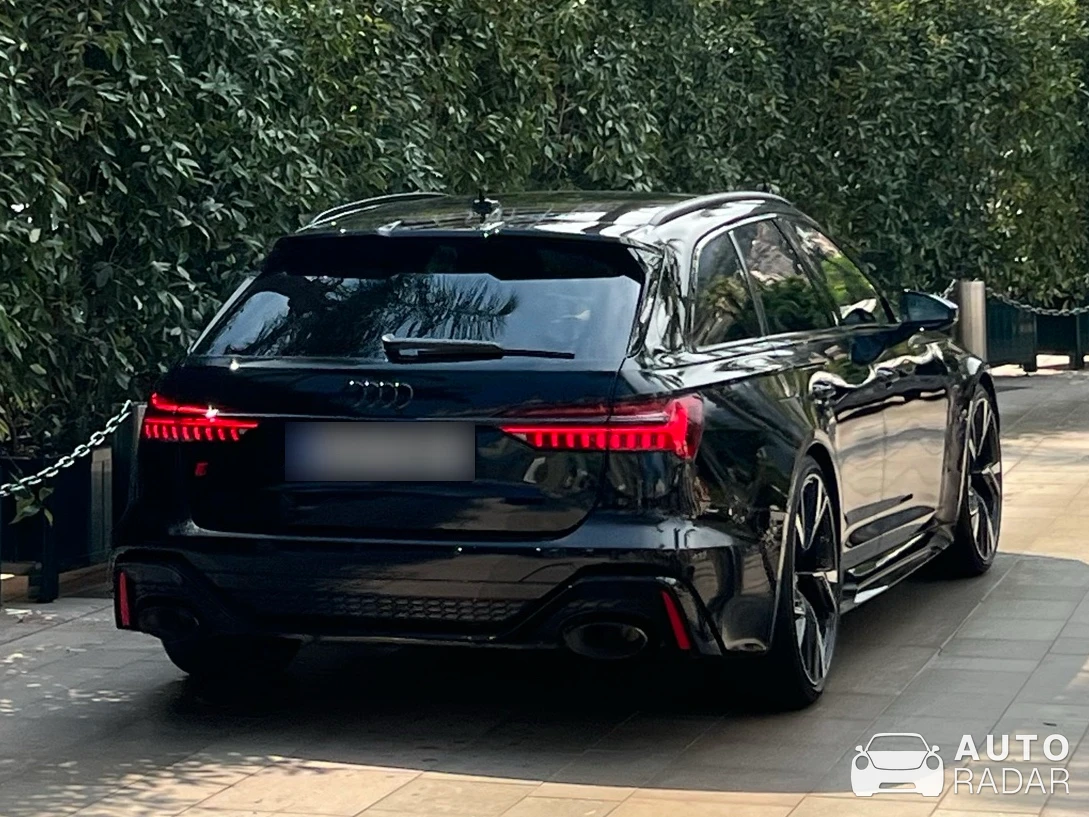 Audi RS6 Avant C8 spotted in Monaco