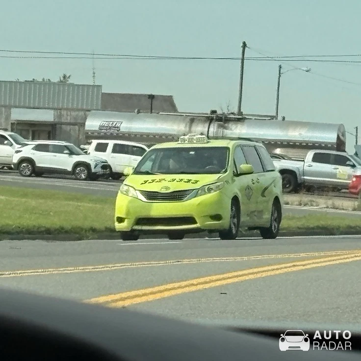 Toyota Sienna XL30 spotted in Nashville