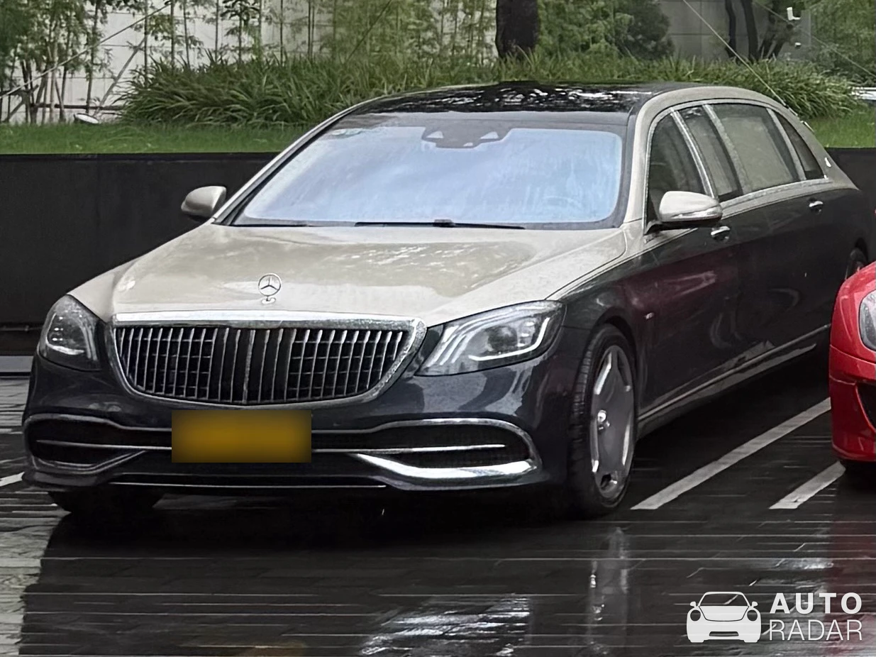 Mercedes-Benz S 600 Pullman spotted in Shanghai